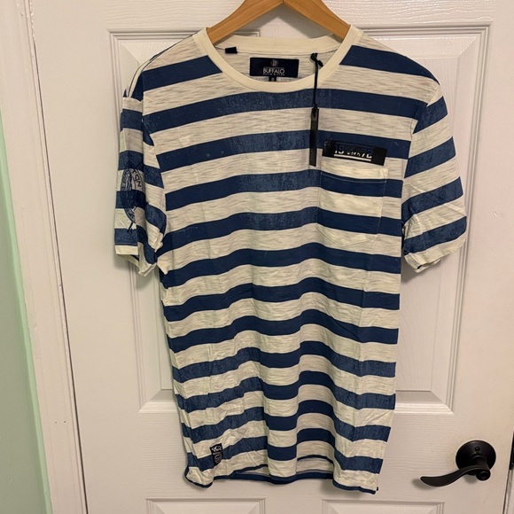 Men’s striped tee - Picture 1 of 5